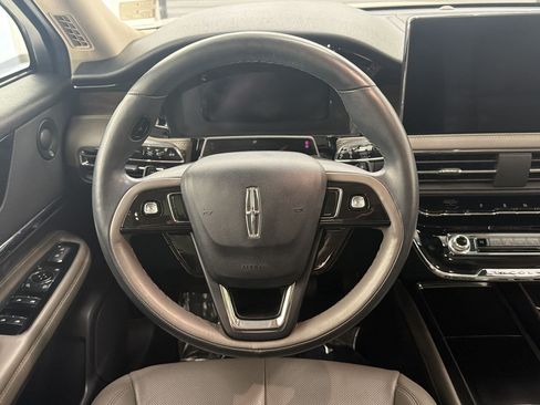 Used 2023 Lincoln Corsair Grand Touring w/ Equipment Group 302A AWD/4WD image 11
