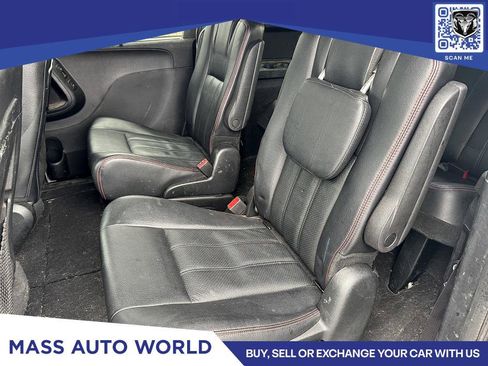 Used 2017 Dodge Grand Caravan GT image 6