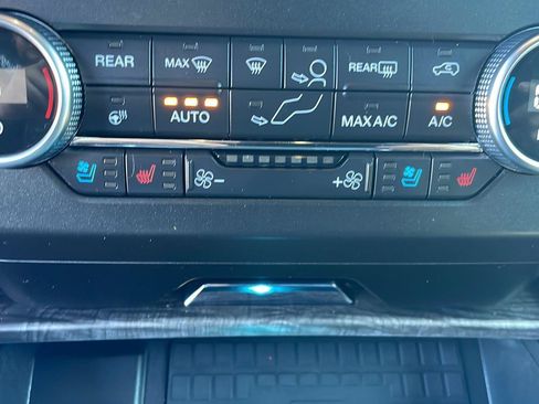 Certified 2021 Ford Expedition Limited AWD/4WD image 23