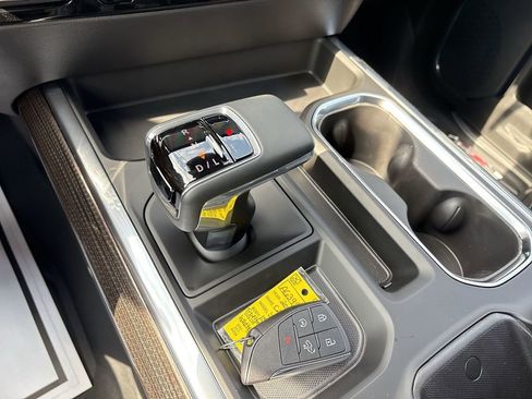 New 2026 Chevrolet Silverado 1500 LT Trail Boss w/ Convenience Package II AWD/4WD image 16