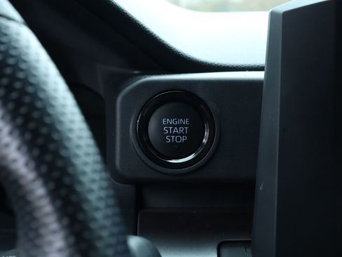 Used 2025 Toyota Tacoma SR5 image 20