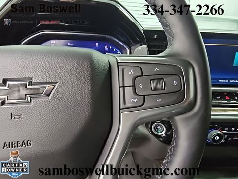 Used 2025 Chevrolet Silverado 1500 LT Trail Boss w/ Convenience Package II AWD/4WD image 27