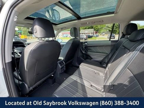 Certified 2023 Volkswagen Tiguan SE w/ Panoramic Sunroof Package AWD/4WD image 10
