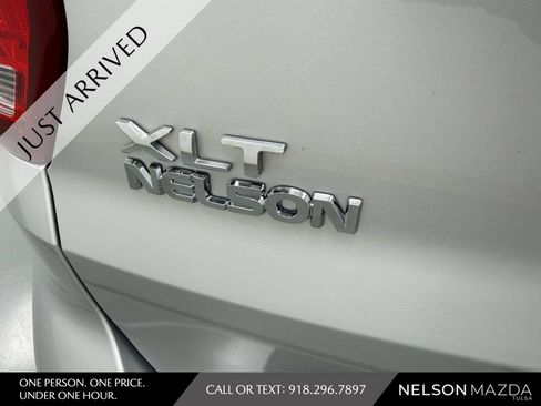 Used 2019 Ford Explorer XLT FWD image 15