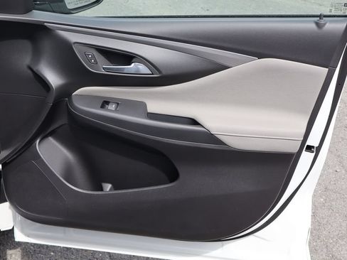 New 2026 Buick Envista Preferred FWD image 22