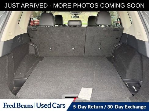 Used 2021 Nissan Rogue SV w/ Premium Package image 14