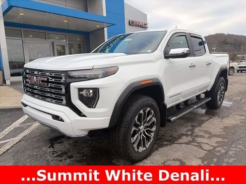Used 2023 GMC Canyon Denali image 1