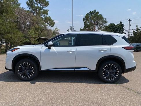 New 2026 Nissan Rogue Platinum AWD/4WD image 2