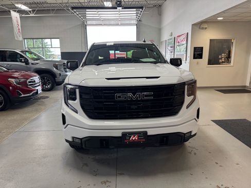 Used 2023 GMC Sierra 1500 Elevation w/ Elevation Premium Package AWD/4WD image 2