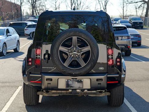 Used 2023 Land Rover Defender 110 X-Dynamic SE AWD/4WD image 6