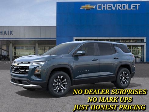 New 2026 Chevrolet Equinox LT w/ Safety and Technology Package FWD image 2