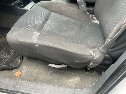 Used 2007 Mitsubishi Raider LS image 18