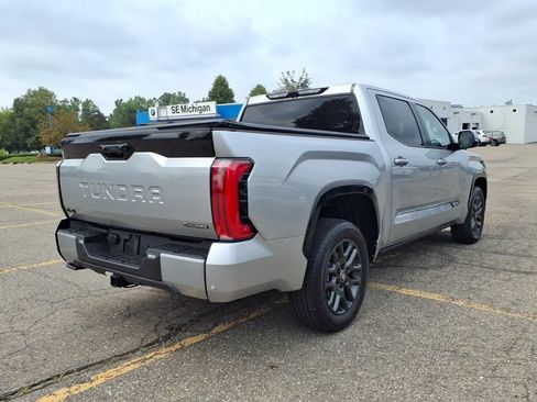 Used 2025 Toyota Tundra Platinum AWD/4WD image 4