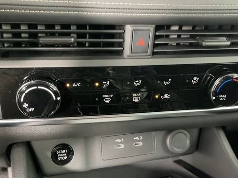 New 2025 Nissan Rogue S image 18