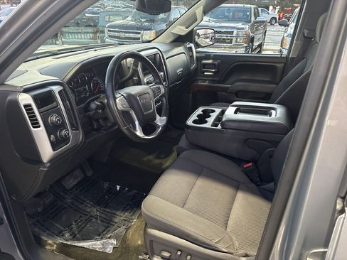 Used 2017 GMC Sierra 1500 SLE w/ SLE Value Package image 12