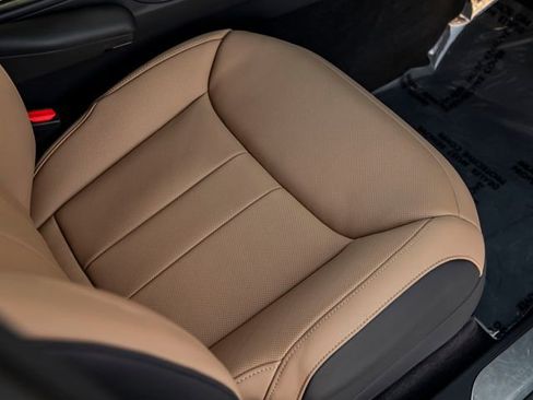 Used 2024 Land Rover Range Rover Sport Dynamic SE image 31