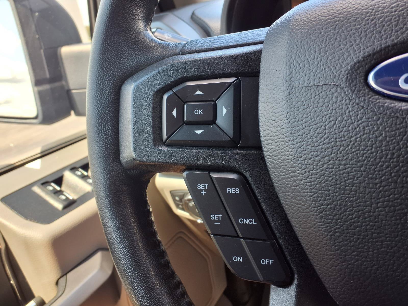 Used 2020 Ford F150 XLT w/ Equipment Group 302A Luxury AWD/4WD image 29