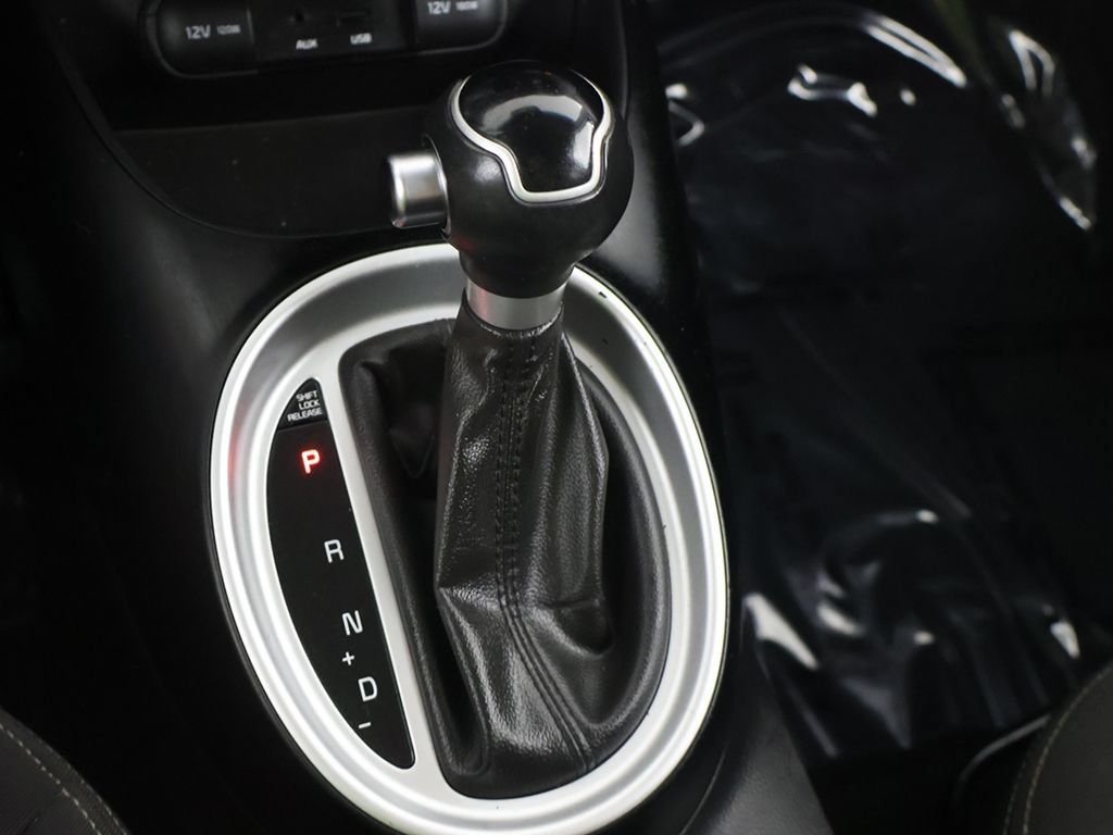 Used 2014 Kia Soul FWD image 37