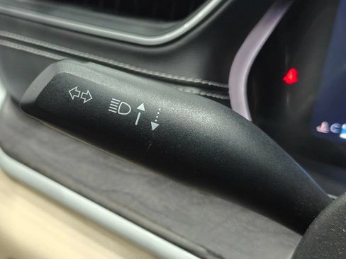 Used 2023 Jeep Grand Cherokee Limited AWD/4WD image 49