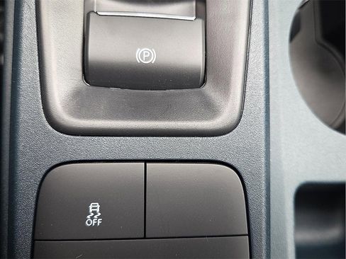 New 2025 Ford Maverick XLT w/ XLT Luxury Package image 17