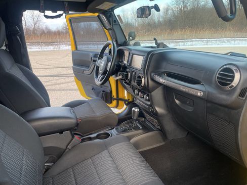 Used 2011 Jeep Wrangler Sport image 8