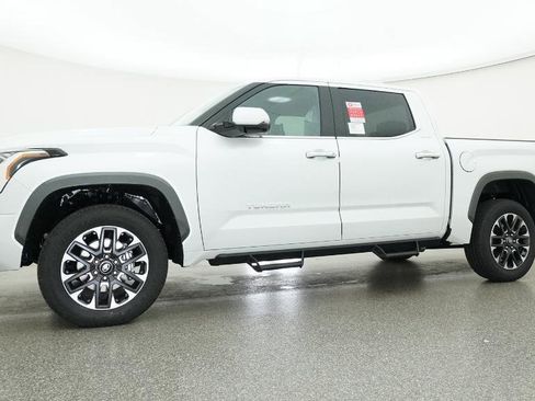 New 2026 Toyota Tundra Limited AWD/4WD image 5