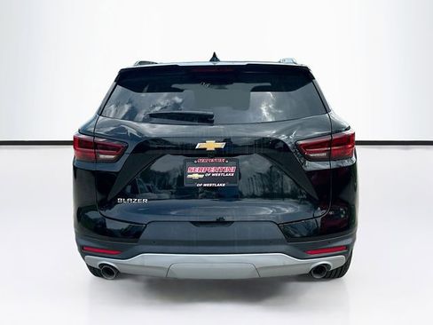 New 2026 Chevrolet Blazer LT w/ Convenience Package FWD image 7