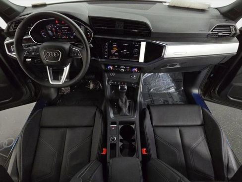 Used 2025 Audi Q3 2.0T Premium w/ Convenience Package AWD/4WD image 35