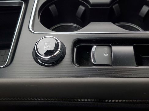 New 2026 Lincoln Corsair Premiere image 24