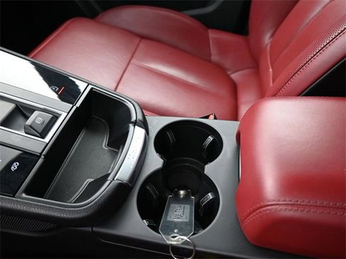 Used 2023 Porsche Macan GTS image 18