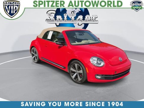 Used 2013 Volkswagen Beetle 2.0T FWD image 2