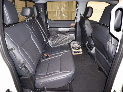 New 2026 Ford F250 Lariat w/ Black Appearance Package image 15