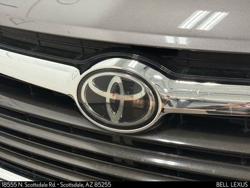 Used 2015 Toyota Highlander Limited Platinum image 28