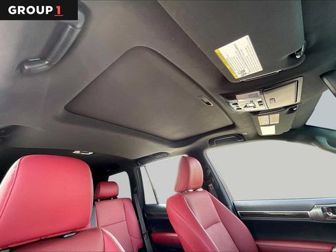 Used 2023 Lexus GX 460 Premium w/ Premium Plus Package AWD/4WD image 12