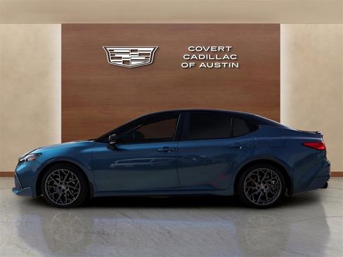 Used 2025 Toyota Camry XSE image 2