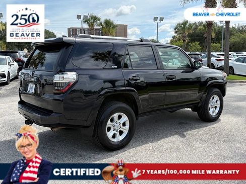 Used 2024 Toyota 4Runner SR5 AWD/4WD image 7