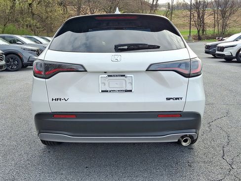New 2026 Honda HR-V Sport image 5