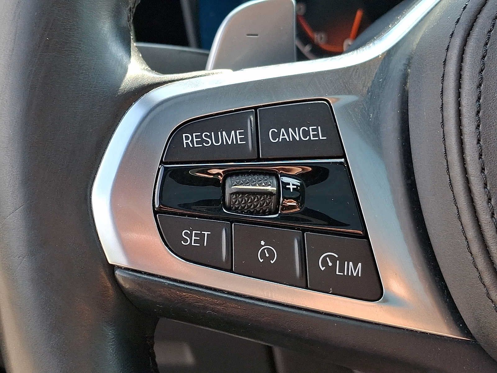 Used 2020 BMW 330i xDrive Sedan AWD/4WD image 18
