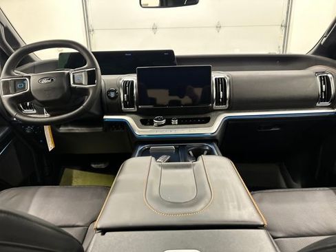 New 2026 Ford Expedition Tremor image 15