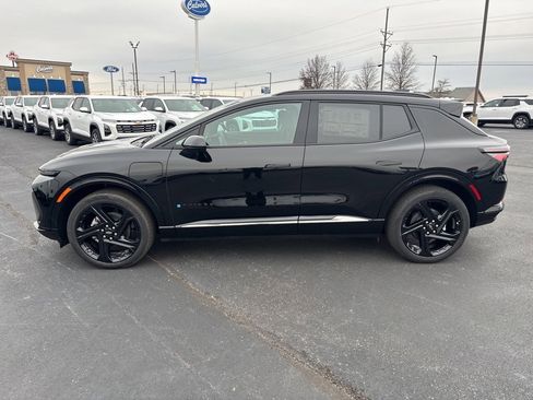 New 2026 Chevrolet Equinox EV RS image 6
