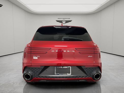 Used 2023 Genesis GV70 2.5T w/ Sport Prestige Package AWD/4WD image 4