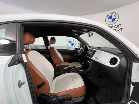 Used 2015 Volkswagen Beetle 1.8T image 17