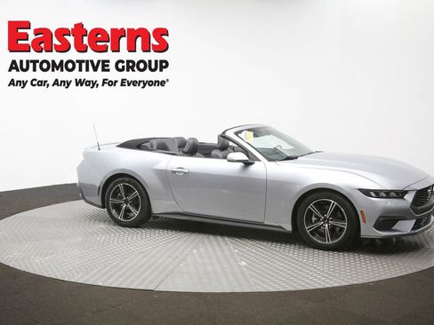 Used 2025 Ford Mustang Premium RWD image 44