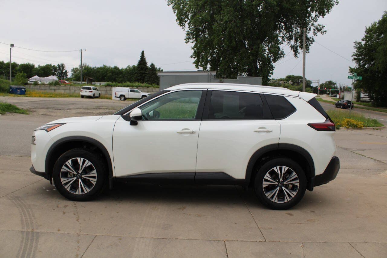 Used 2023 Nissan Rogue SV w/ SV Premium Package AWD/4WD image 5