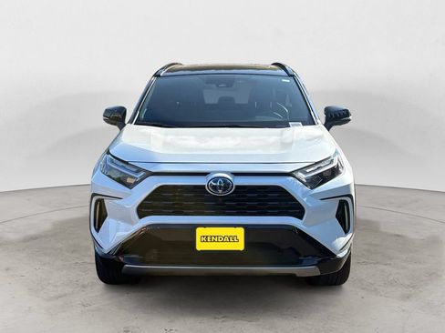 Used 2023 Toyota RAV4 XSE AWD/4WD image 2