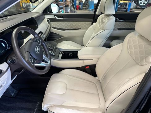 Used 2020 Hyundai Palisade Limited w/ Winter Weather Package image 23