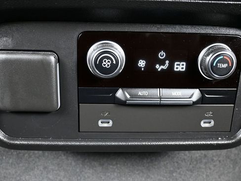 Used 2021 Chevrolet Tahoe LS image 35