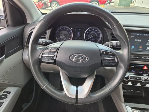 Used 2019 Hyundai Elantra Value Edition image 31