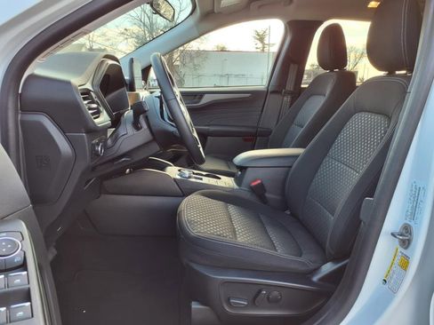 Used 2024 Ford Escape Active image 11