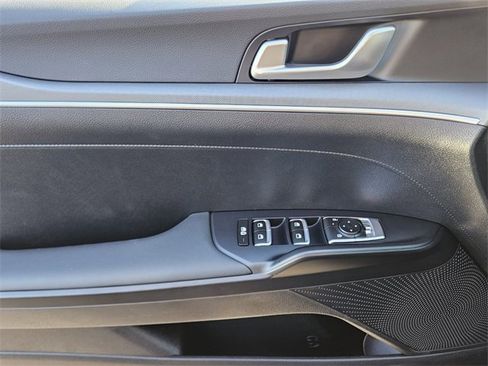 New 2026 Kia K5 LXS image 22